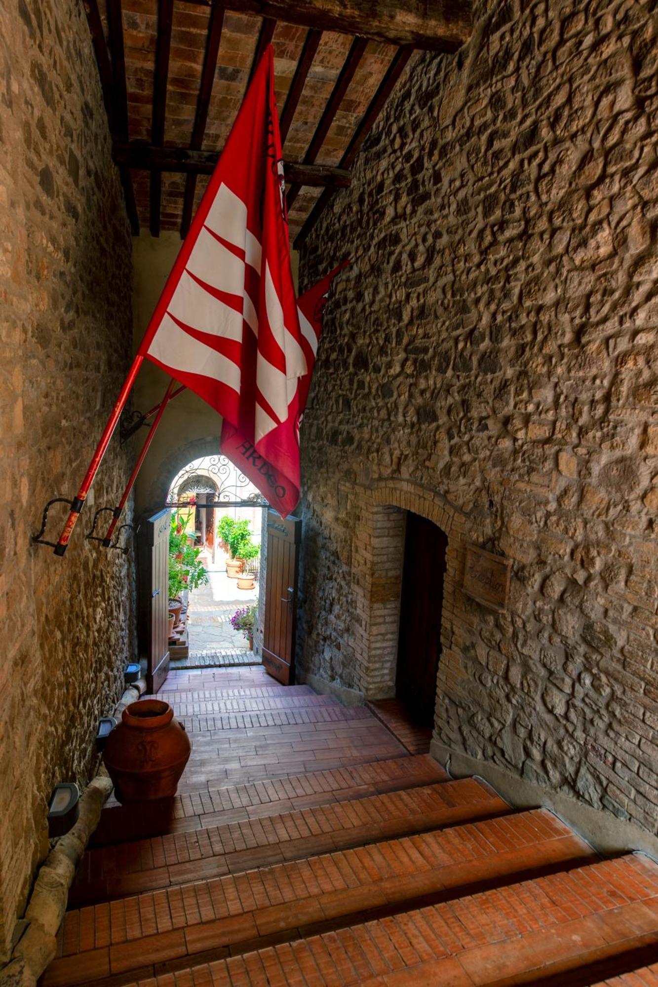 Bed and Breakfast Il Palazzo Del Cardinale Montalcino Exterior foto