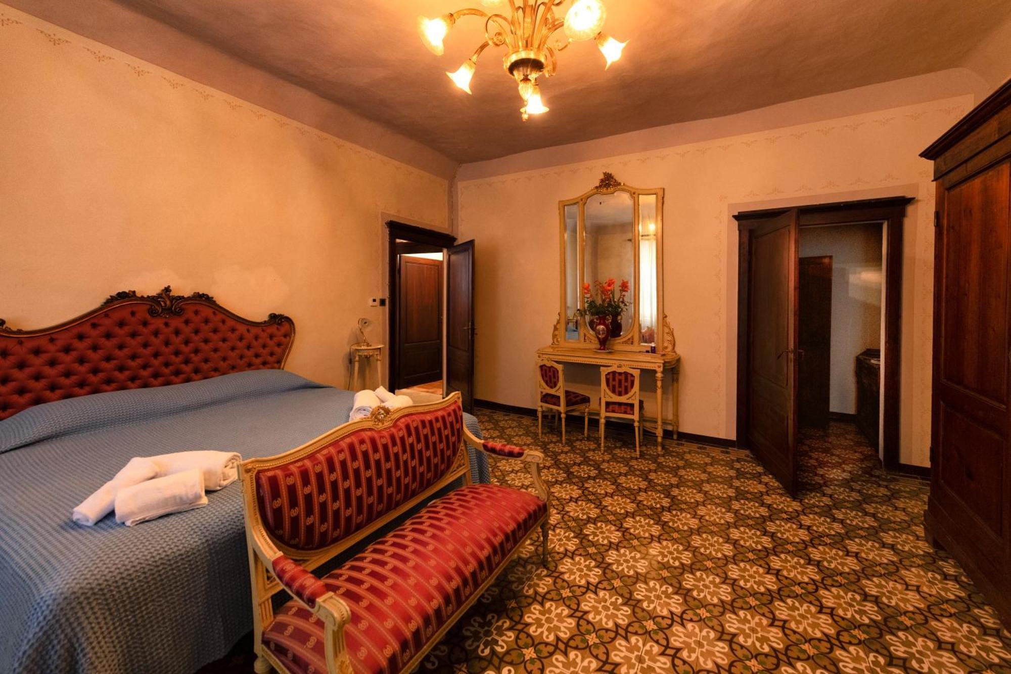 Bed and Breakfast Il Palazzo Del Cardinale Montalcino Exterior foto