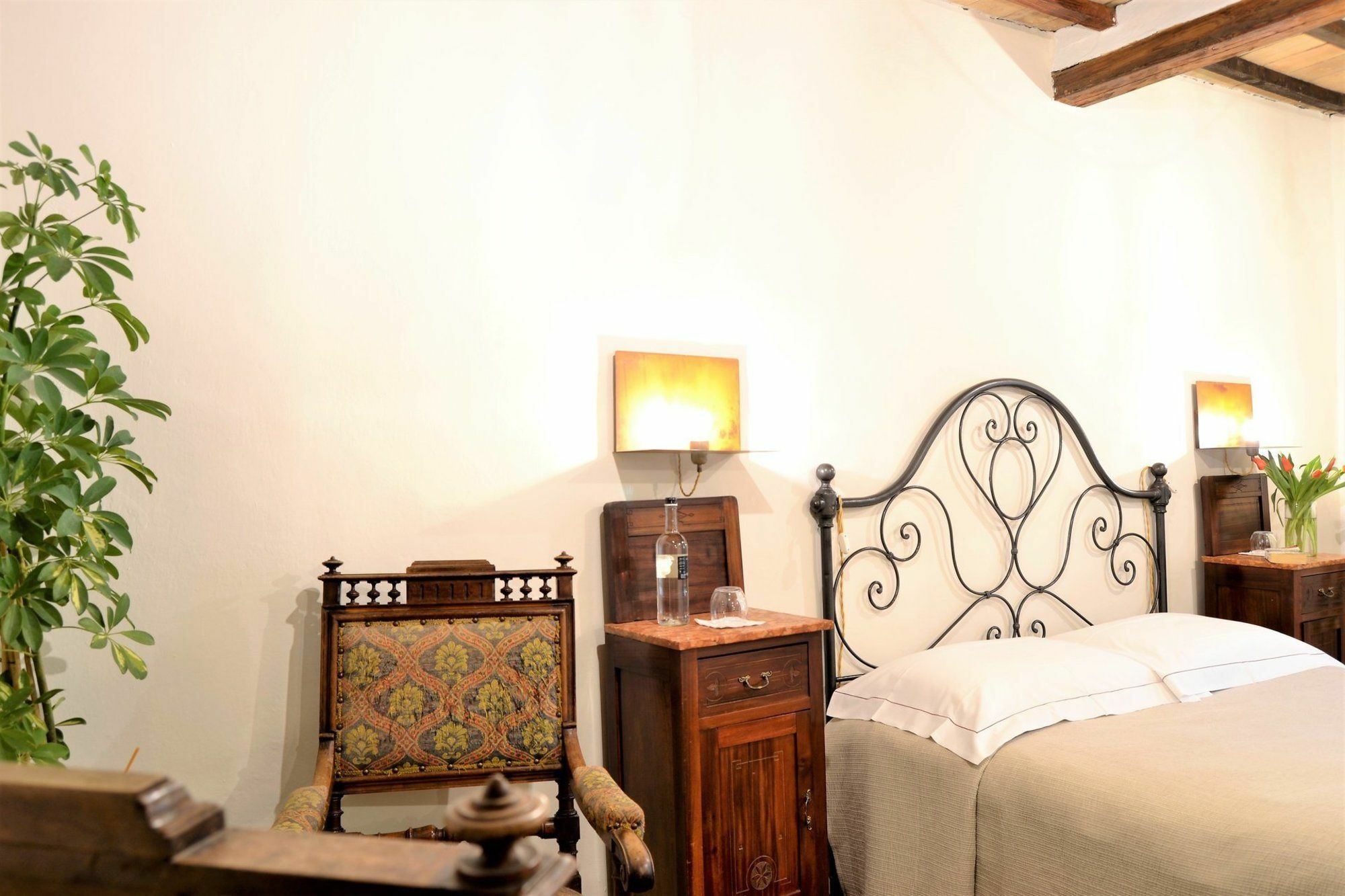 Bed and Breakfast Il Palazzo Del Cardinale Montalcino Exterior foto